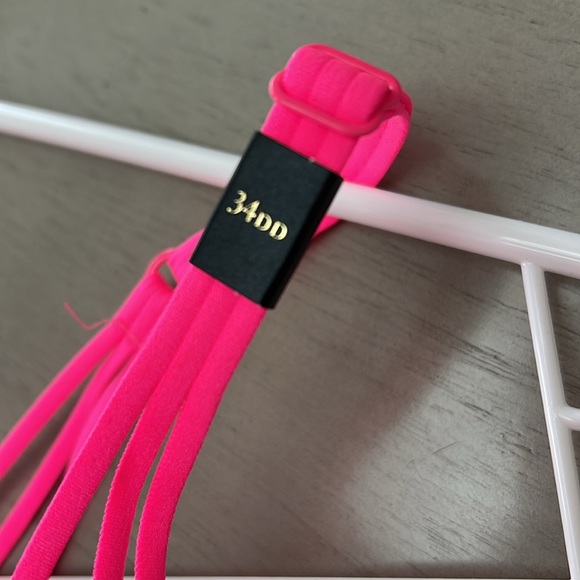 NWT Victoria’s Secret Very Sexy push-up bright pink triple strap cross back - Picture 2 of 7